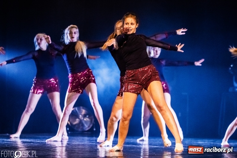 Zdjęcie w galerii na portalu naszraciborz.pl: Gala zespołu tanecznego Skaza w Raciborskim Centrum Kultury wiadomości z regionu