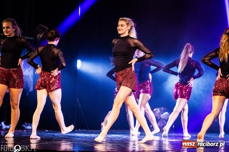 Zdjęcie w galerii na portalu naszraciborz.pl: Gala zespołu tanecznego Skaza w Raciborskim Centrum Kultury wiadomości z regionu