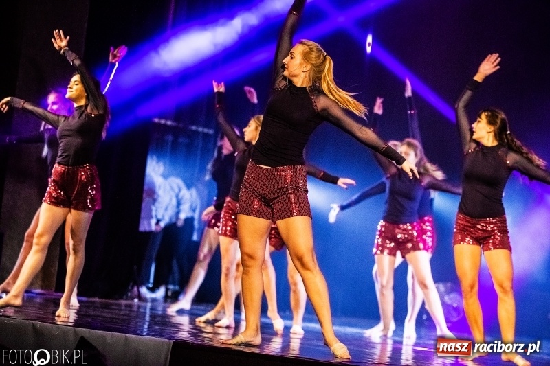 Zdjęcie w galerii na portalu naszraciborz.pl: Gala zespołu tanecznego Skaza w Raciborskim Centrum Kultury wiadomości z regionu