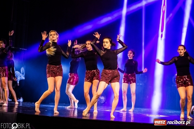 Zdjęcie w galerii na portalu naszraciborz.pl: Gala zespołu tanecznego Skaza w Raciborskim Centrum Kultury wiadomości z regionu