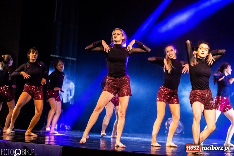 Zdjęcie w galerii na portalu naszraciborz.pl: Gala zespołu tanecznego Skaza w Raciborskim Centrum Kultury wiadomości z regionu