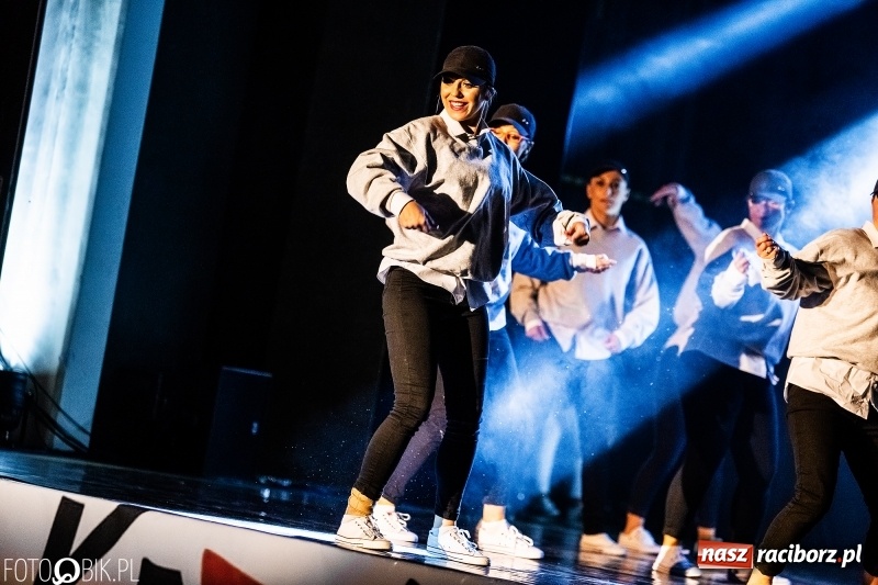 Zdjęcie w galerii na portalu naszraciborz.pl: Gala zespołu tanecznego Skaza w Raciborskim Centrum Kultury wiadomości z regionu