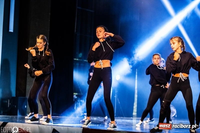 Zdjęcie w galerii na portalu naszraciborz.pl: Gala zespołu tanecznego Skaza w Raciborskim Centrum Kultury wiadomości z regionu