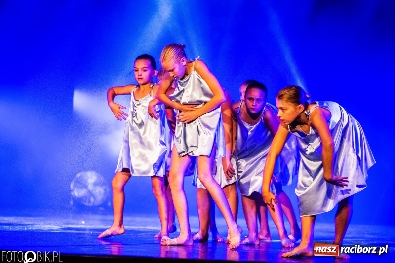 Zdjęcie w galerii na portalu naszraciborz.pl: Gala zespołu tanecznego Skaza w Raciborskim Centrum Kultury wiadomości z regionu