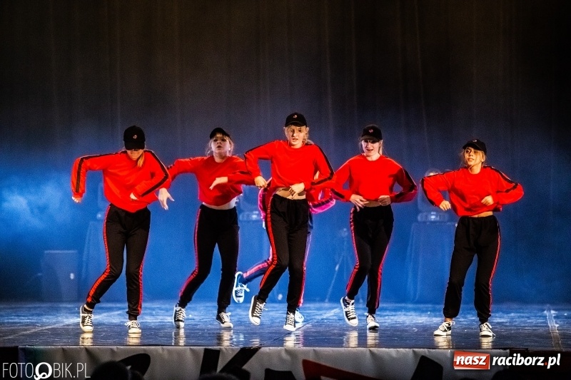 Zdjęcie w galerii na portalu naszraciborz.pl: Gala zespołu tanecznego Skaza w Raciborskim Centrum Kultury wiadomości z regionu