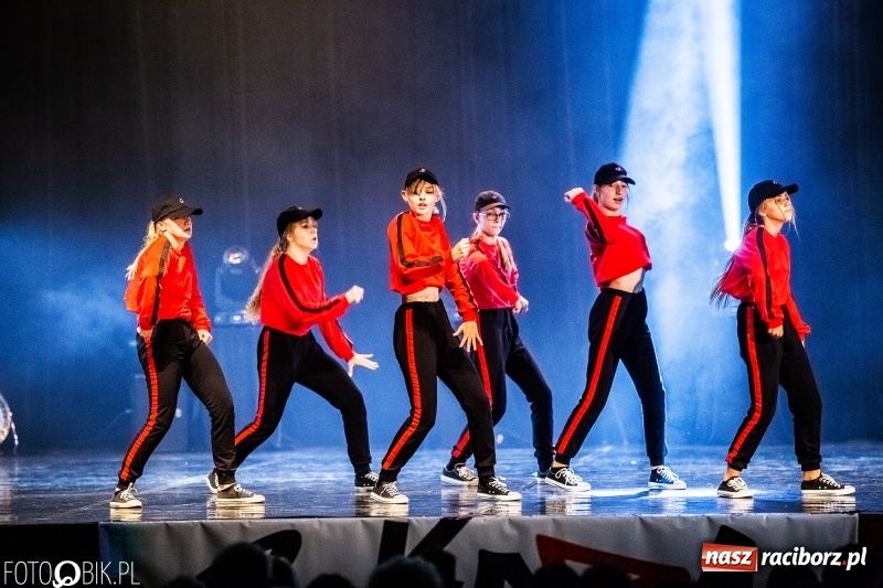 Zdjęcie w galerii na portalu naszraciborz.pl: Gala zespołu tanecznego Skaza w Raciborskim Centrum Kultury wiadomości z regionu