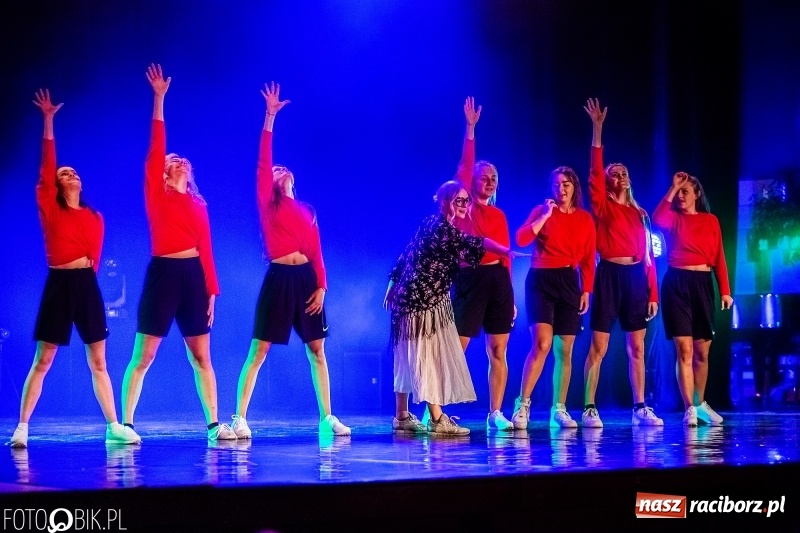 Zdjęcie w galerii na portalu naszraciborz.pl: Gala zespołu tanecznego Skaza w Raciborskim Centrum Kultury wiadomości z regionu
