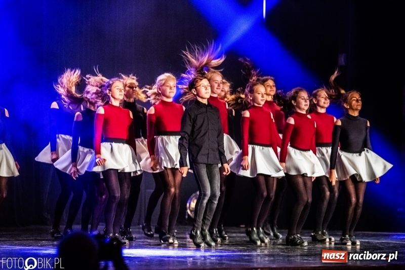 Zdjęcie w galerii na portalu naszraciborz.pl: Gala zespołu tanecznego Skaza w Raciborskim Centrum Kultury wiadomości z regionu
