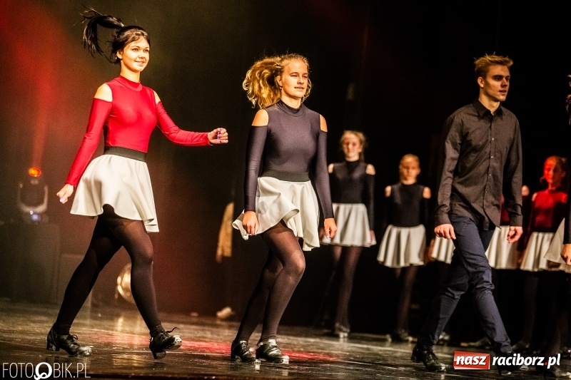 Zdjęcie w galerii na portalu naszraciborz.pl: Gala zespołu tanecznego Skaza w Raciborskim Centrum Kultury wiadomości z regionu