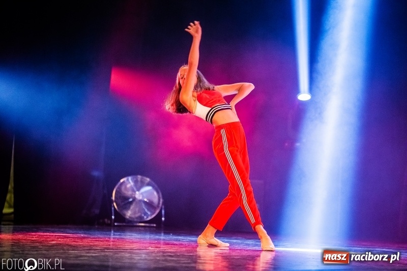 Zdjęcie w galerii na portalu naszraciborz.pl: Gala zespołu tanecznego Skaza w Raciborskim Centrum Kultury wiadomości z regionu