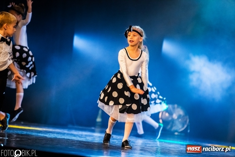 Zdjęcie w galerii na portalu naszraciborz.pl: Gala zespołu tanecznego Skaza w Raciborskim Centrum Kultury wiadomości z regionu