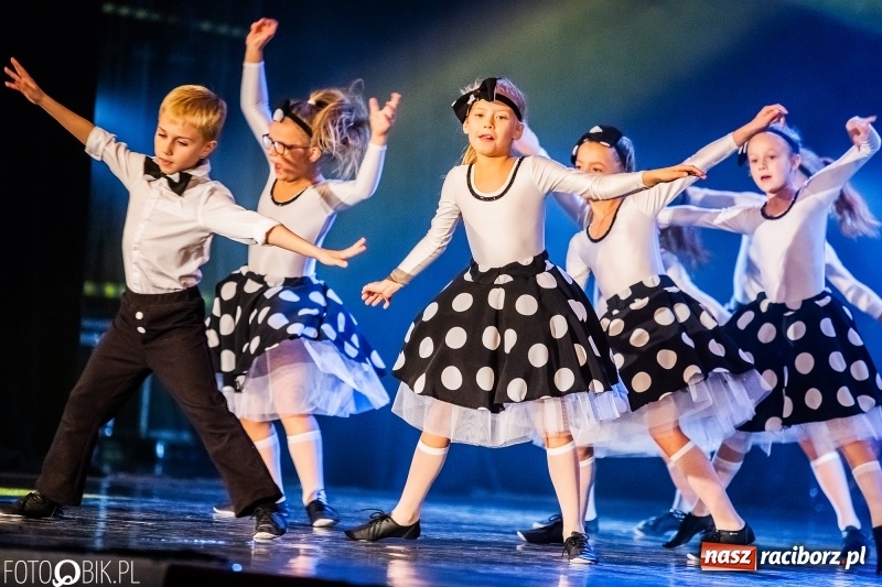 Zdjęcie w galerii na portalu naszraciborz.pl: Gala zespołu tanecznego Skaza w Raciborskim Centrum Kultury wiadomości z regionu