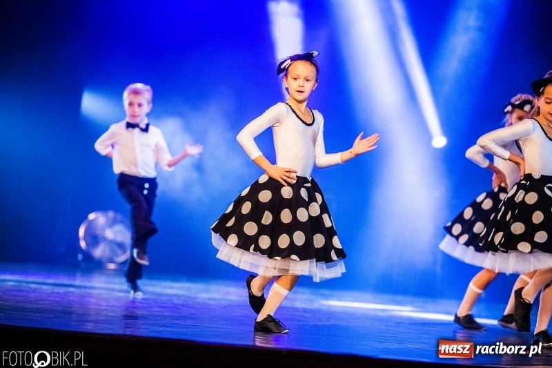 Zdjęcie w galerii na portalu naszraciborz.pl: Gala zespołu tanecznego Skaza w Raciborskim Centrum Kultury wiadomości z regionu