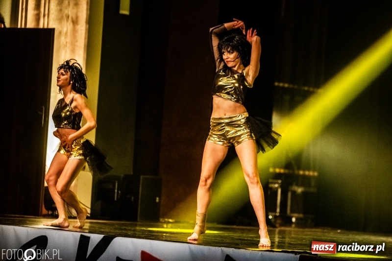 Zdjęcie w galerii na portalu naszraciborz.pl: Gala zespołu tanecznego Skaza w Raciborskim Centrum Kultury wiadomości z regionu