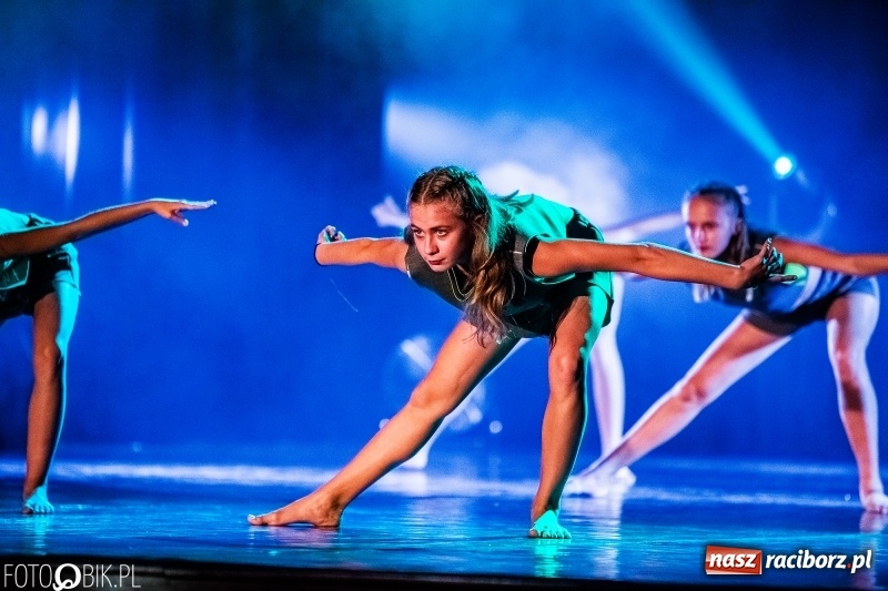 Zdjęcie w galerii na portalu naszraciborz.pl: Gala zespołu tanecznego Skaza w Raciborskim Centrum Kultury wiadomości z regionu