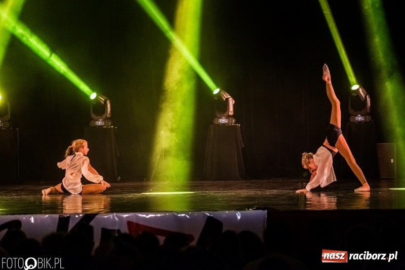 Zdjęcie w galerii na portalu naszraciborz.pl: Gala zespołu tanecznego Skaza w Raciborskim Centrum Kultury wiadomości z regionu