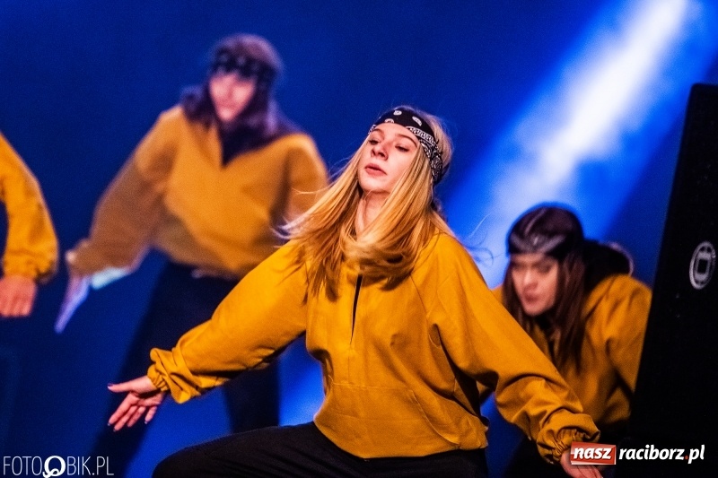 Zdjęcie w galerii na portalu naszraciborz.pl: Gala zespołu tanecznego Skaza w Raciborskim Centrum Kultury wiadomości z regionu