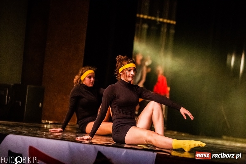 Zdjęcie w galerii na portalu naszraciborz.pl: Gala zespołu tanecznego Skaza w Raciborskim Centrum Kultury wiadomości z regionu