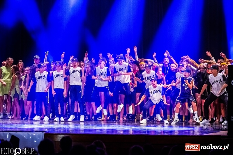 Zdjęcie w galerii na portalu naszraciborz.pl: Gala zespołu tanecznego Skaza w Raciborskim Centrum Kultury wiadomości z regionu