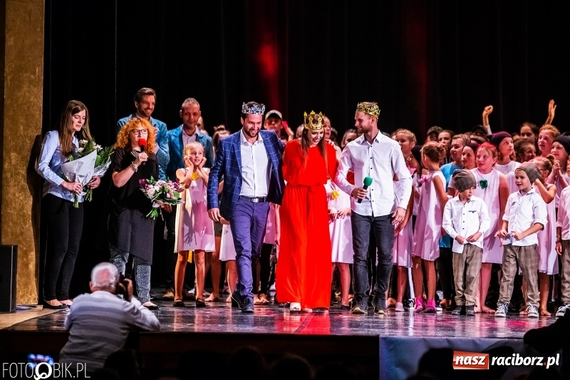 Zdjęcie w galerii na portalu naszraciborz.pl: Gala zespołu tanecznego Skaza w Raciborskim Centrum Kultury wiadomości z regionu