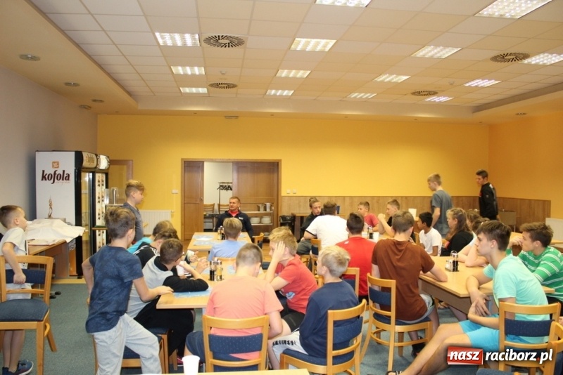 Zdjęcie w galerii na portalu naszraciborz.pl: Podsumowanie projektu Akademia sportu zapaśniczego Ryszarda Wolnego wiadomości z regionu