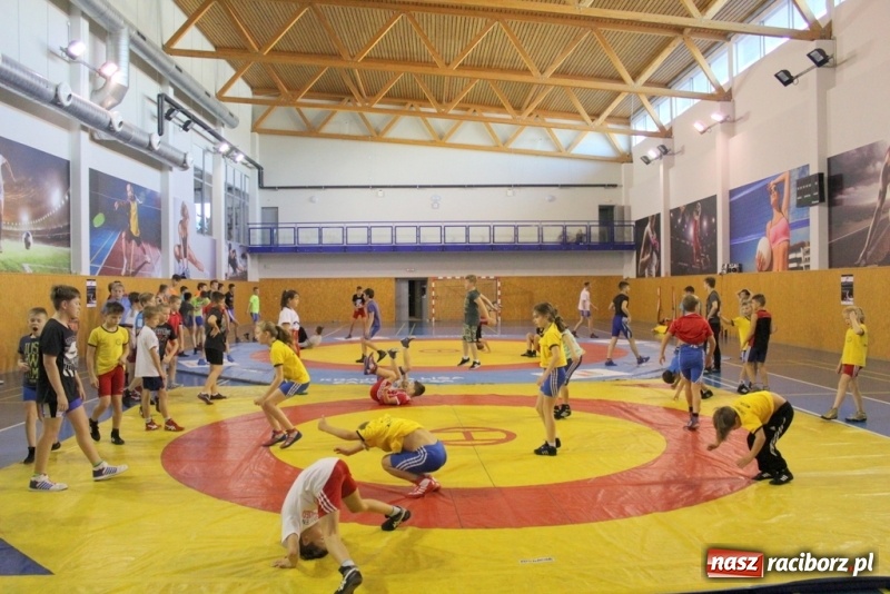 Zdjęcie w galerii na portalu naszraciborz.pl: Podsumowanie projektu Akademia sportu zapaśniczego Ryszarda Wolnego wiadomości z regionu
