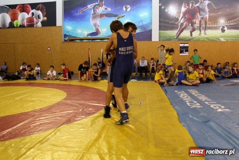Zdjęcie w galerii na portalu naszraciborz.pl: Podsumowanie projektu Akademia sportu zapaśniczego Ryszarda Wolnego wiadomości z regionu