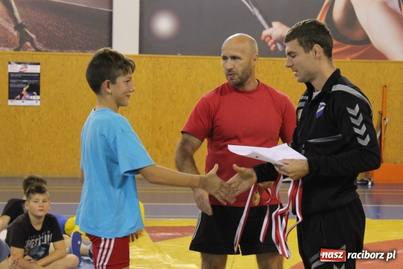 Zdjęcie w galerii na portalu naszraciborz.pl: Podsumowanie projektu Akademia sportu zapaśniczego Ryszarda Wolnego wiadomości z regionu