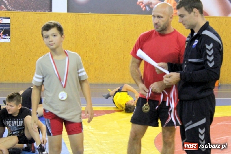 Zdjęcie w galerii na portalu naszraciborz.pl: Podsumowanie projektu Akademia sportu zapaśniczego Ryszarda Wolnego wiadomości z regionu