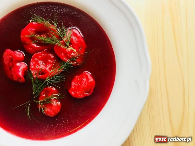 Zdjęcie w galerii na portalu naszraciborz.pl: Kaczka, jabłko, śliwka i rozmaryn, czyli NIEBO W GĘBIE. Raciborskie pierogowe królestwo zaprasza! wiadomości z regionu