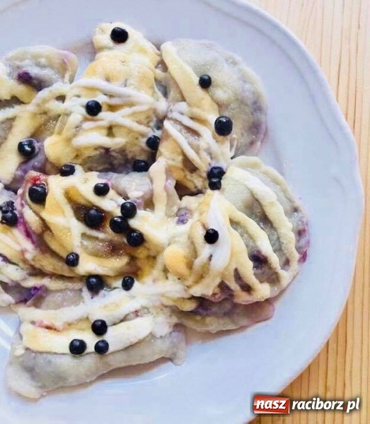 Zdjęcie w galerii na portalu naszraciborz.pl: Kaczka, jabłko, śliwka i rozmaryn, czyli NIEBO W GĘBIE. Raciborskie pierogowe królestwo zaprasza! wiadomości z regionu