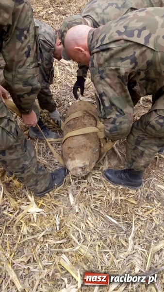 Zdjęcie w galerii na portalu naszraciborz.pl: Bomba odnaleziona w Krzyżanowicach miała kilometr pola rażenia! wiadomości z regionu