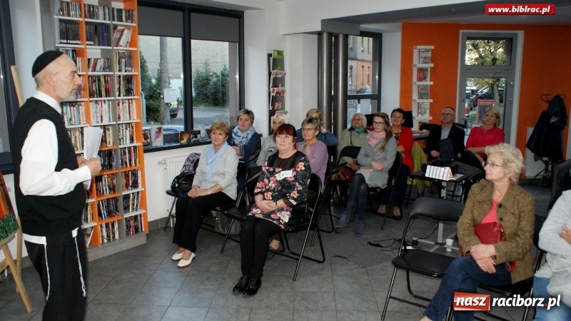 Zdjęcie w galerii na portalu naszraciborz.pl: Wesele żydowskie sefardyjskie. Wykład i wystawa w bibliotece na Ostrogu wiadomości z regionu