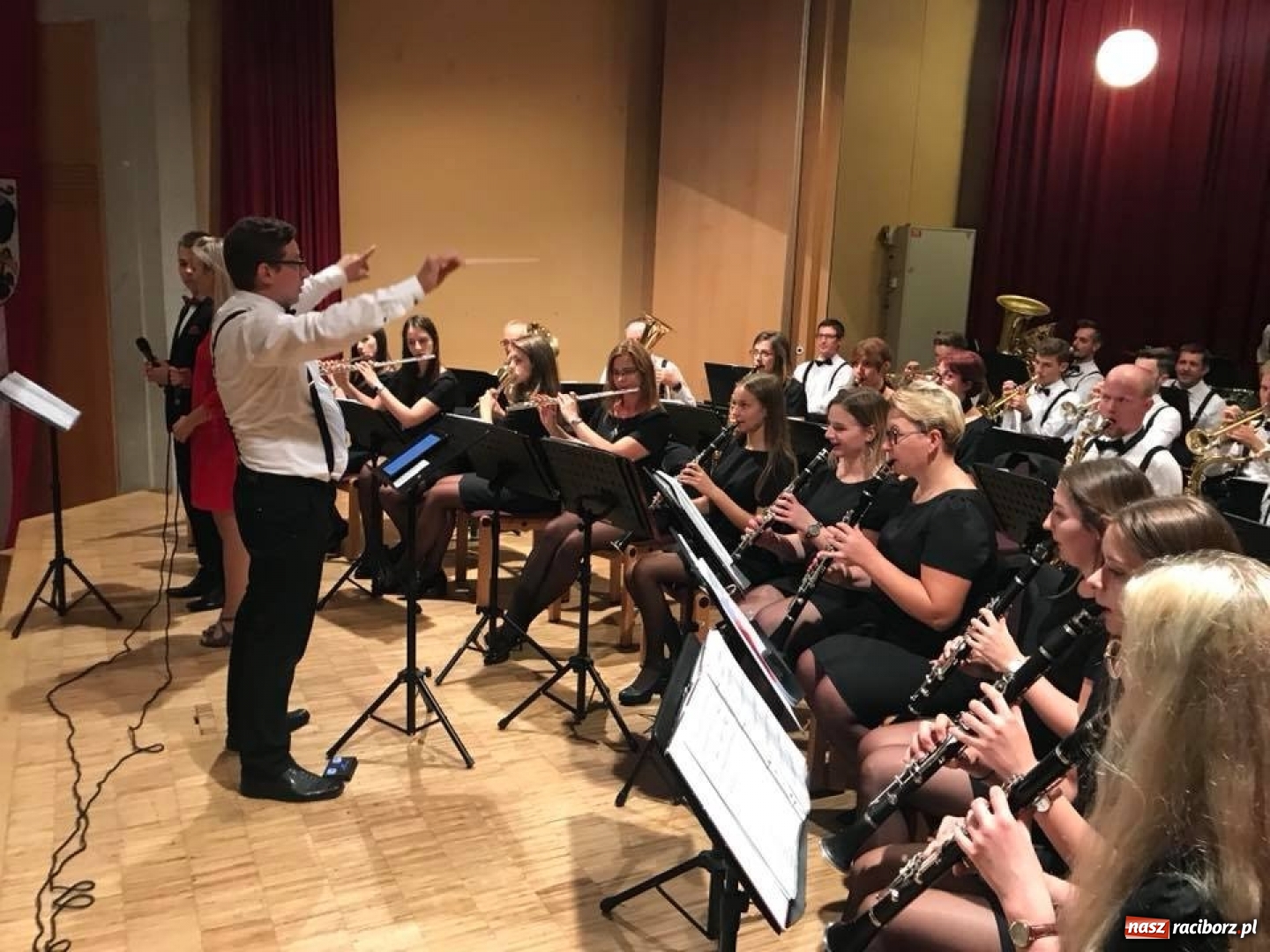 Zdjęcie w galerii na portalu naszraciborz.pl: Krzyżanowice podpisały umowę partnerską z gminą Aschach an der Donau wiadomości z regionu