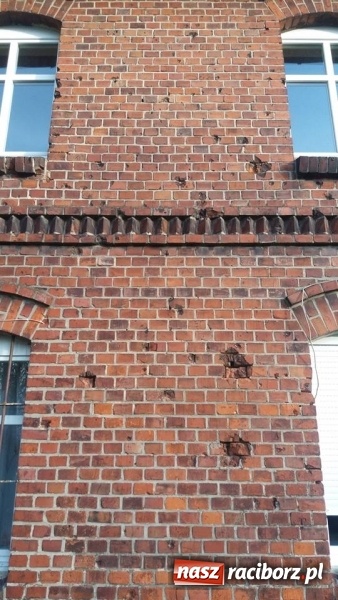 Zdjęcie w galerii na portalu naszraciborz.pl: Rok 1945. Ślady wojny w Wojnowicach wiadomości z regionu