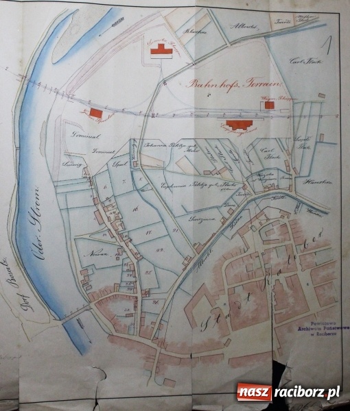 Zdjęcie w galerii na portalu naszraciborz.pl: W raciborskim archiwum odkryto plan śródmieścia z 1844 roku  wiadomości z regionu