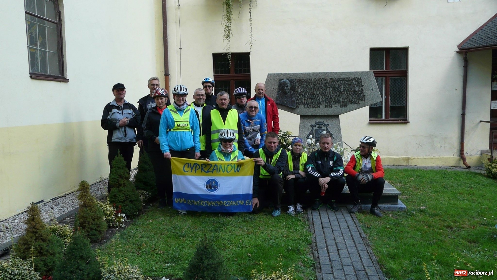 Zdjęcie w galerii na portalu naszraciborz.pl: Rowerowy Cyprzanów zakończył sezon wiadomości z regionu