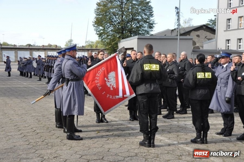 Zdjęcie w galerii na portalu naszraciborz.pl: Nowi policjanci złożyli ślubowanie  wiadomości z regionu