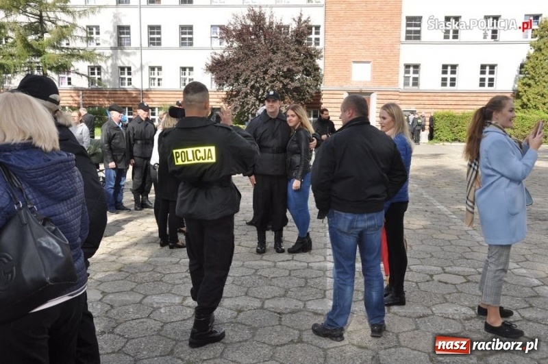 Zdjęcie w galerii na portalu naszraciborz.pl: Nowi policjanci złożyli ślubowanie  wiadomości z regionu