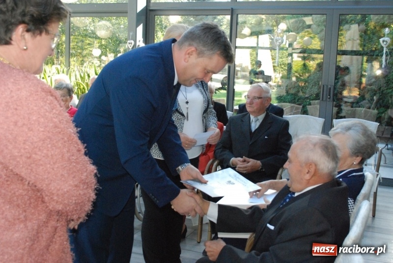 Zdjęcie w galerii na portalu naszraciborz.pl: Żelazne, Diamentowe i Złote Gody w Gminie Nędza  wiadomości z regionu