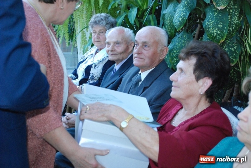 Zdjęcie w galerii na portalu naszraciborz.pl: Żelazne, Diamentowe i Złote Gody w Gminie Nędza  wiadomości z regionu