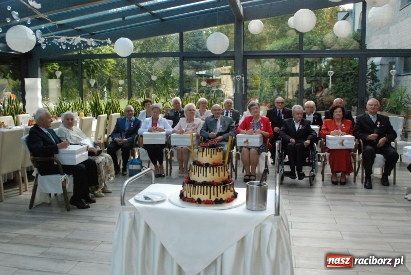 Zdjęcie w galerii na portalu naszraciborz.pl: Żelazne, Diamentowe i Złote Gody w Gminie Nędza  wiadomości z regionu