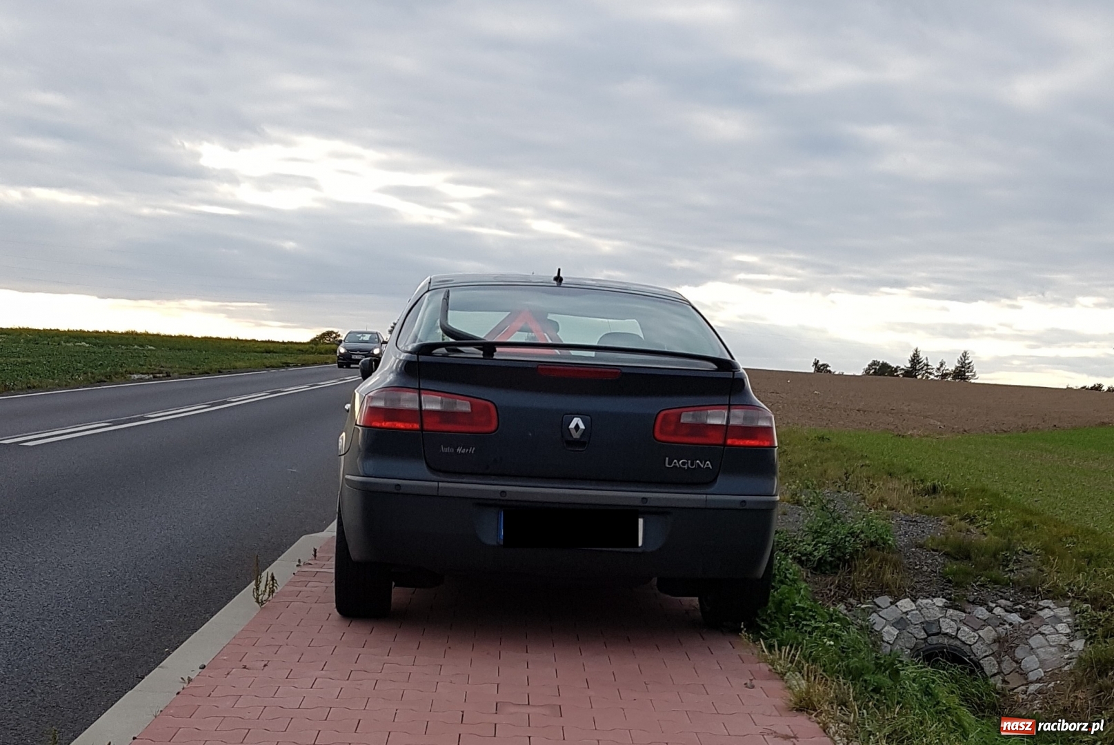 Zdjęcie w galerii na portalu naszraciborz.pl: Jazda po raciborskim rondzie nie jest łatwa  wiadomości z regionu