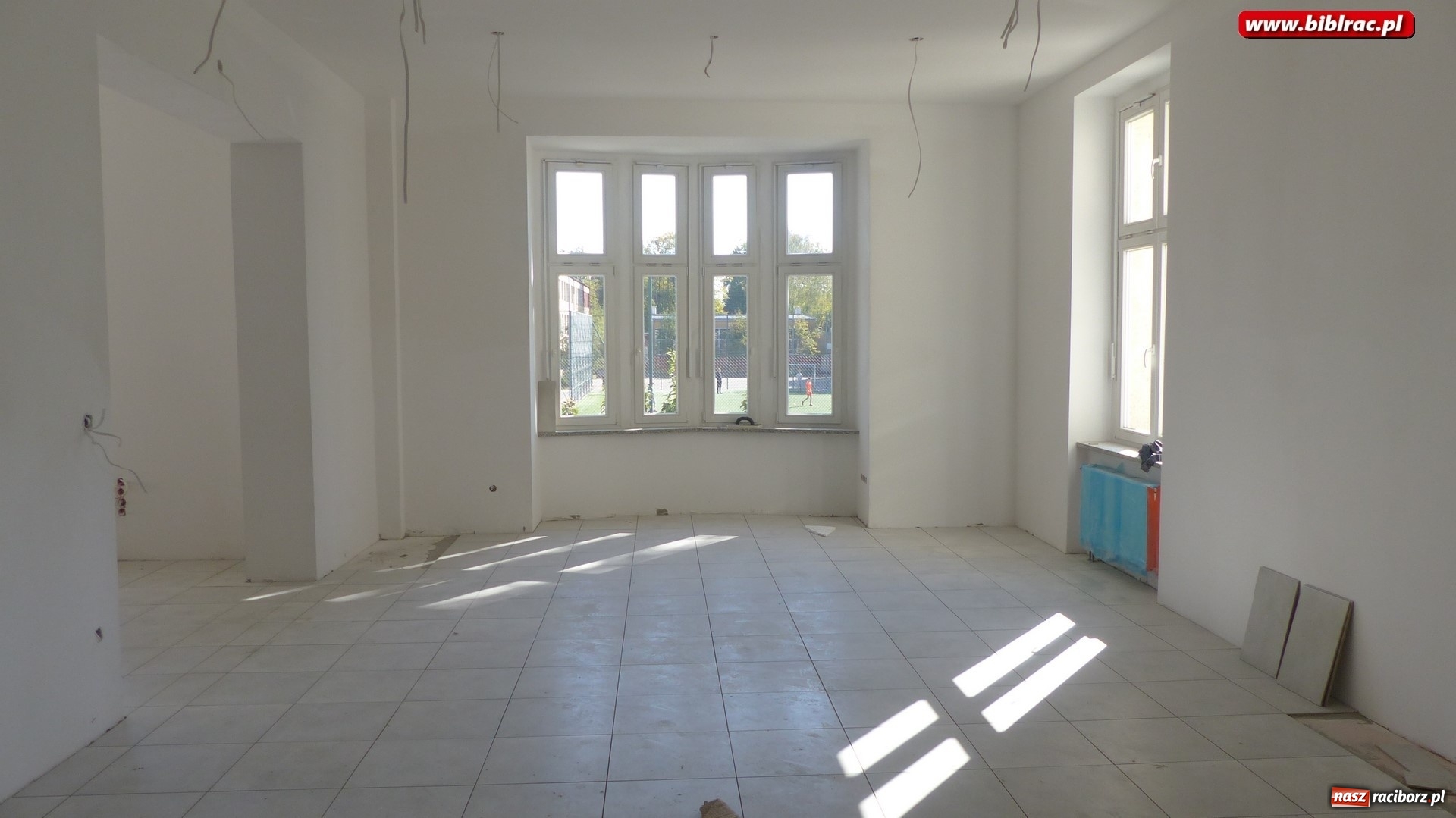 Zdjęcie w galerii na portalu naszraciborz.pl: Remont biblioteki przy Kasprowicza – kiedy koniec?  wiadomości z regionu