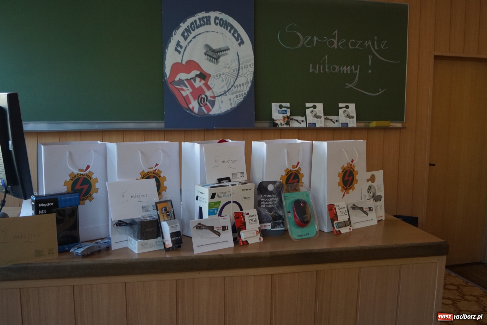 Zdjęcie w galerii na portalu naszraciborz.pl: Powiatowy Konkurs Języka Angielskiego z elementami IT  wiadomości z regionu