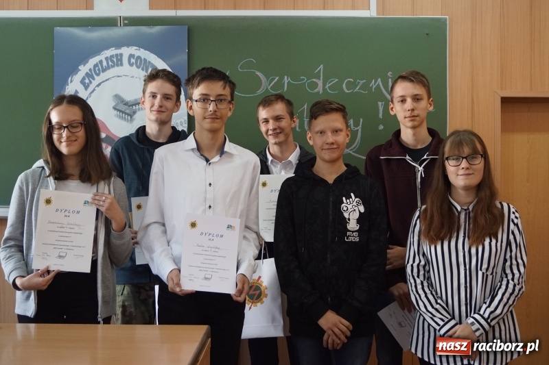 Zdjęcie w galerii na portalu naszraciborz.pl: Powiatowy Konkurs Języka Angielskiego z elementami IT  wiadomości z regionu
