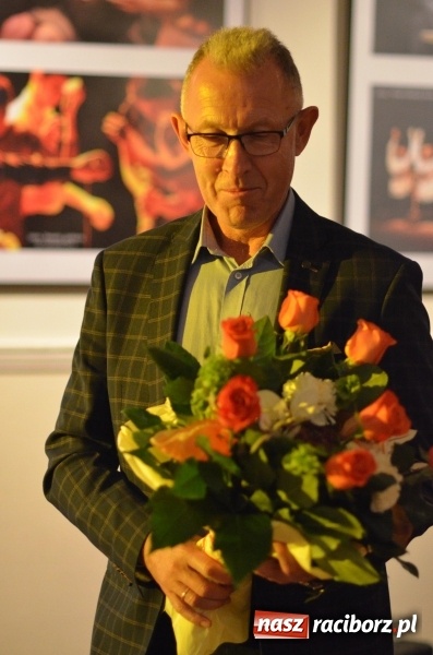 Zdjęcie w galerii na portalu naszraciborz.pl: Blaszany bębenek otworzył trzydniowe raciborskie święto teatru wiadomości z regionu