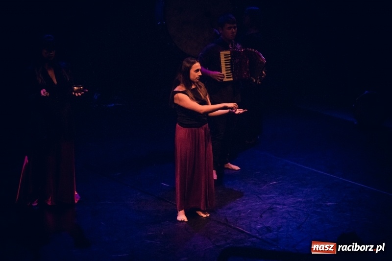 Zdjęcie w galerii na portalu naszraciborz.pl: Ghost dance na scenie RCK  wiadomości z regionu