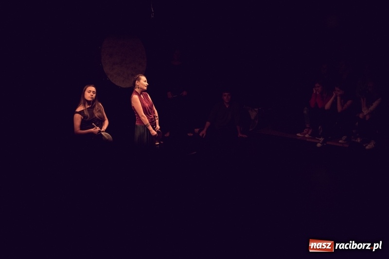 Zdjęcie w galerii na portalu naszraciborz.pl: Ghost dance na scenie RCK  wiadomości z regionu