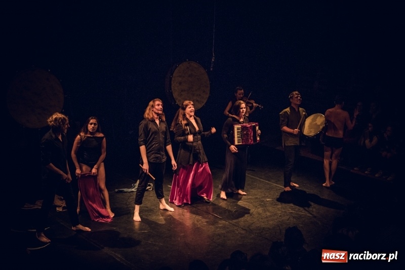 Zdjęcie w galerii na portalu naszraciborz.pl: Ghost dance na scenie RCK  wiadomości z regionu